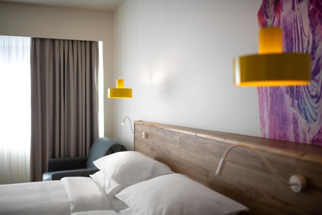 Готель Ibis Styles Athens Routes Екстер'єр фото