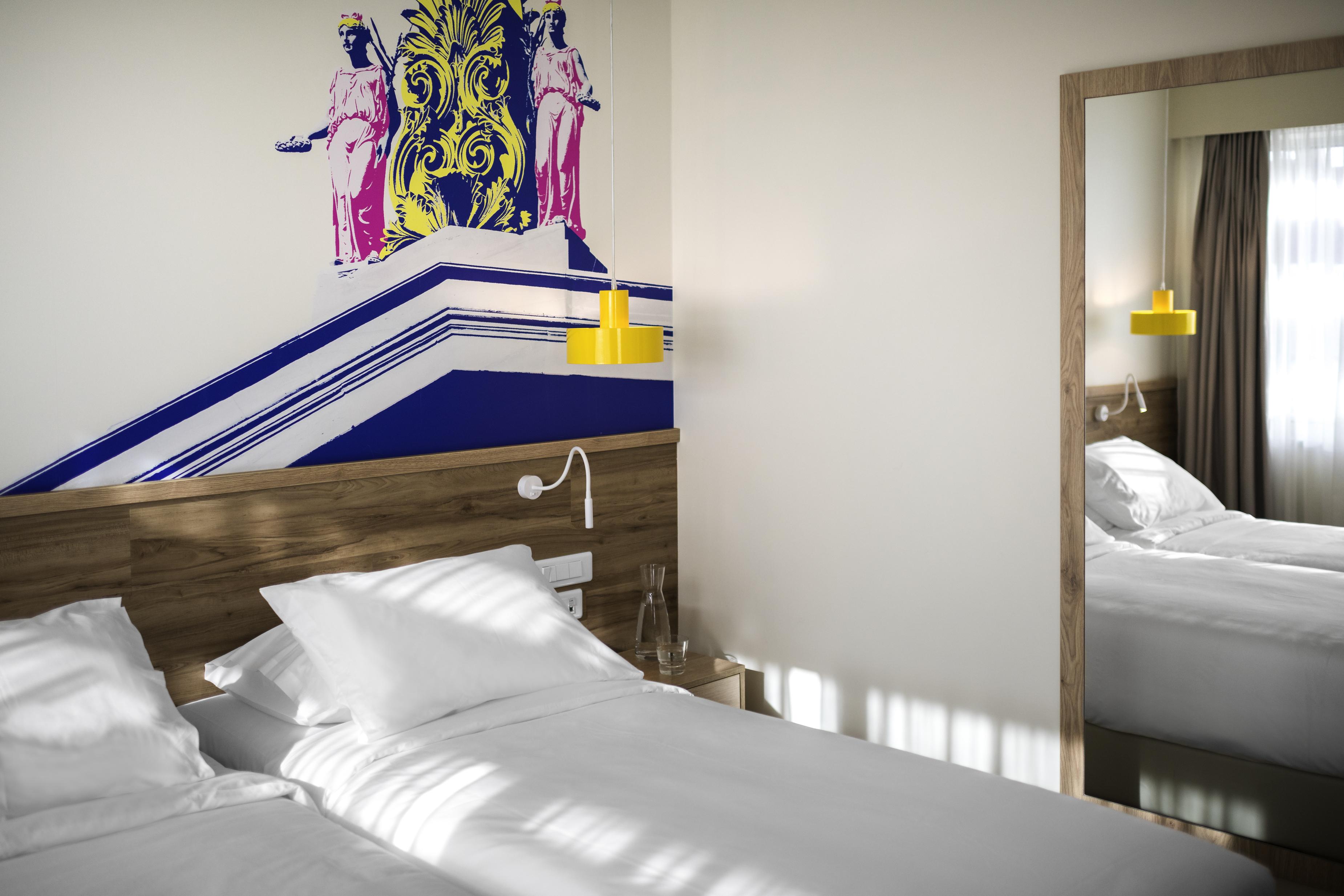 Готель Ibis Styles Athens Routes Екстер'єр фото