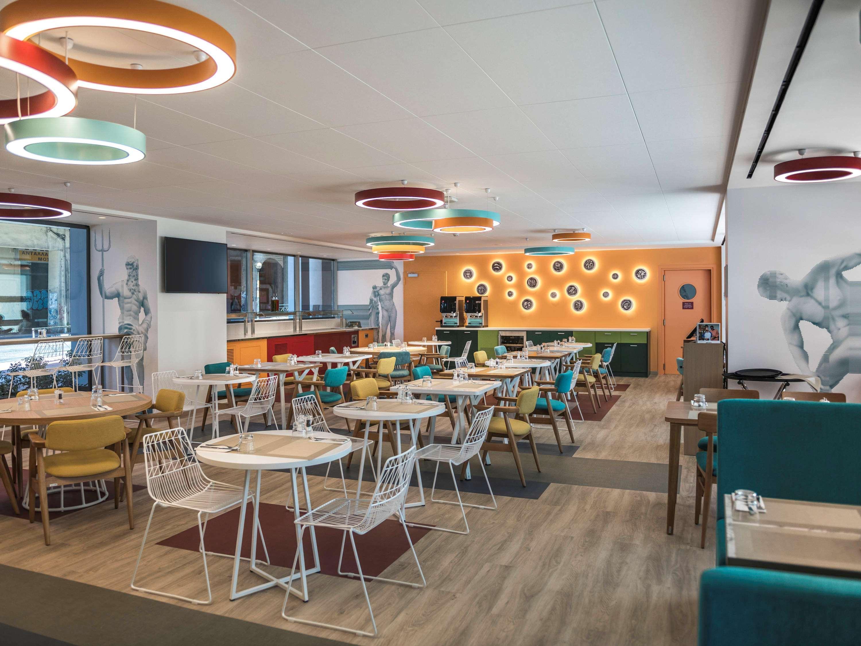 Готель Ibis Styles Athens Routes Екстер'єр фото