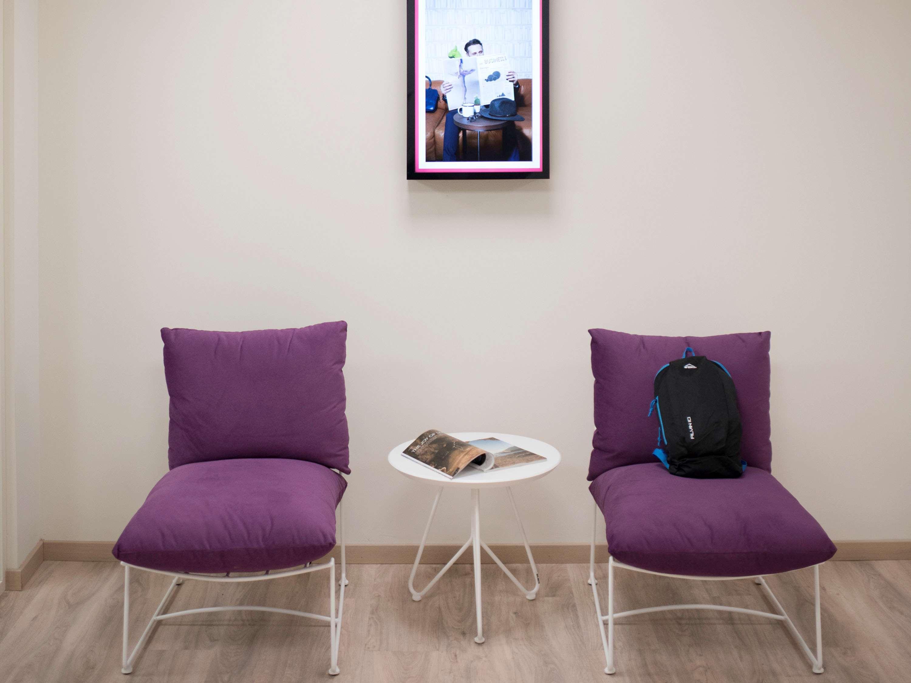 Готель Ibis Styles Athens Routes Екстер'єр фото