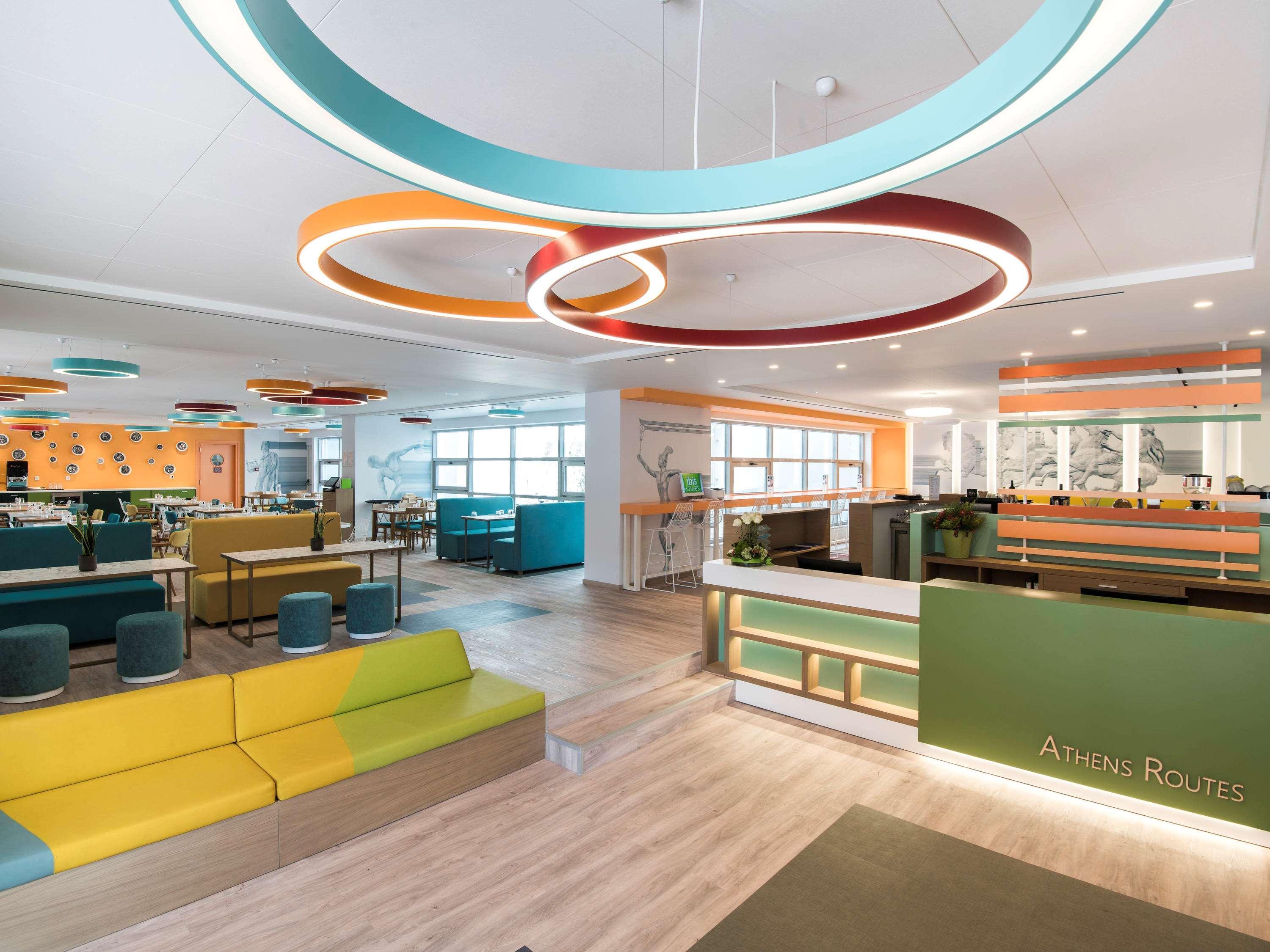 Готель Ibis Styles Athens Routes Екстер'єр фото